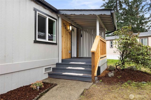 13010 222nd Avenue E, Bonney Lake, WA 98391