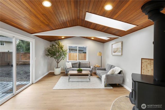 13010 222nd Avenue E, Bonney Lake, WA 98391