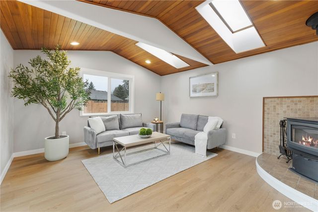 13010 222nd Avenue E, Bonney Lake, WA 98391