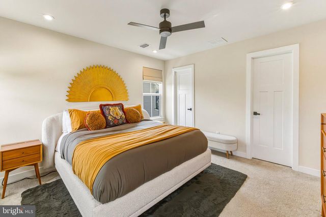 146 MERSEYSIDE DR, Swedesboro, NJ 08085