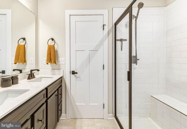 146 MERSEYSIDE DR, Swedesboro, NJ 08085