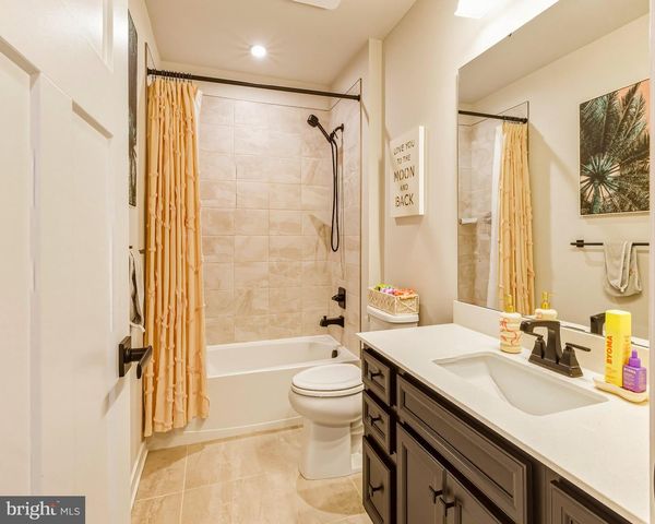 146 MERSEYSIDE DR, Swedesboro, NJ 08085