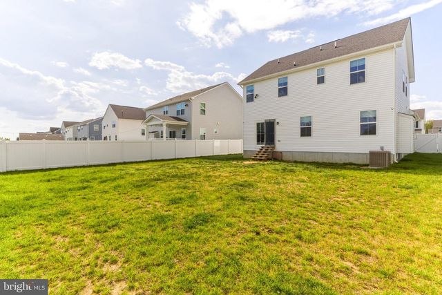 146 MERSEYSIDE DR, Swedesboro, NJ 08085