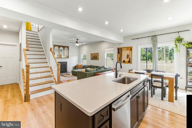 146 MERSEYSIDE DR, Swedesboro, NJ 08085