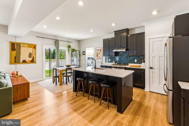 146 MERSEYSIDE DR, Swedesboro, NJ 08085