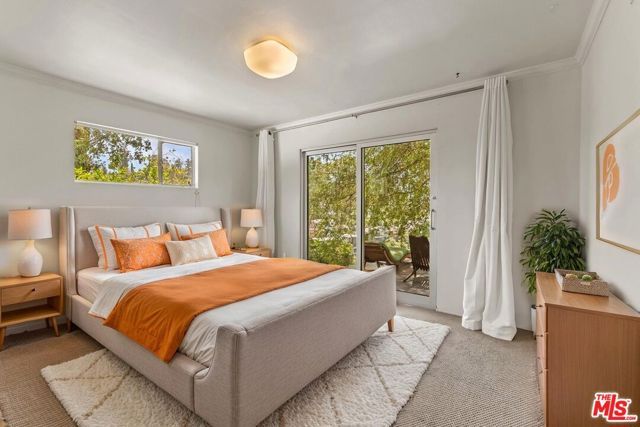 4608 Nob Hill Drive, Los Angeles, CA 90065
