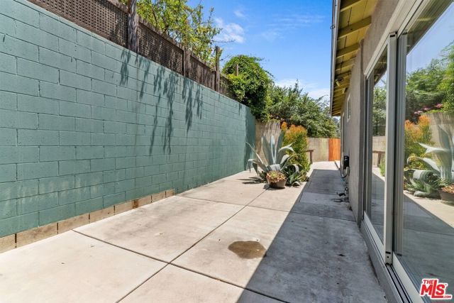 4608 Nob Hill Drive, Los Angeles, CA 90065
