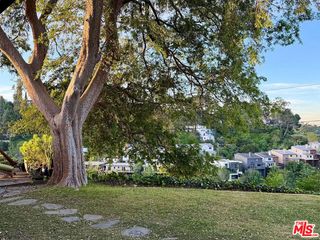 4608 Nob Hill Drive, Los Angeles, CA 90065