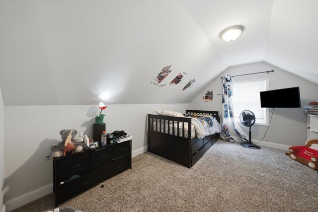 8559 S Phillips Avenue, Chicago, IL 60617