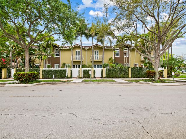 3434 NE 13th Avenue, Oakland Park, FL 33334