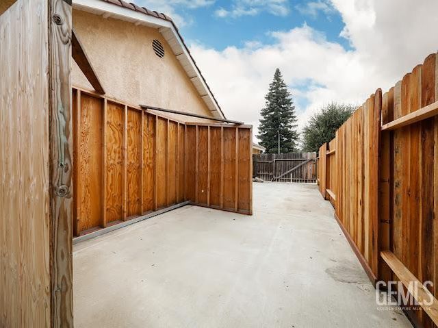 10600 Sunset Canyon Drive, Bakersfield, CA 93311