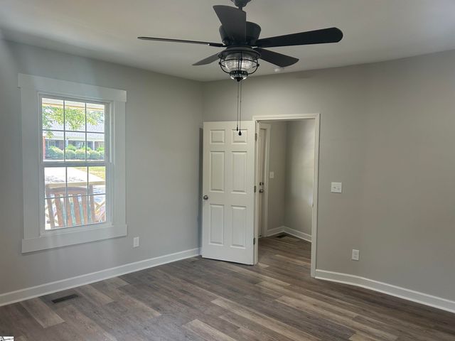 106 Washington Street, Clinton, SC 29325