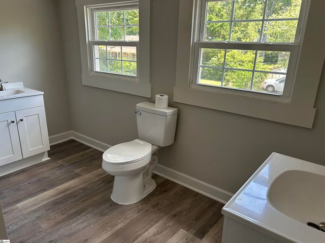 106 Washington Street, Clinton, SC 29325