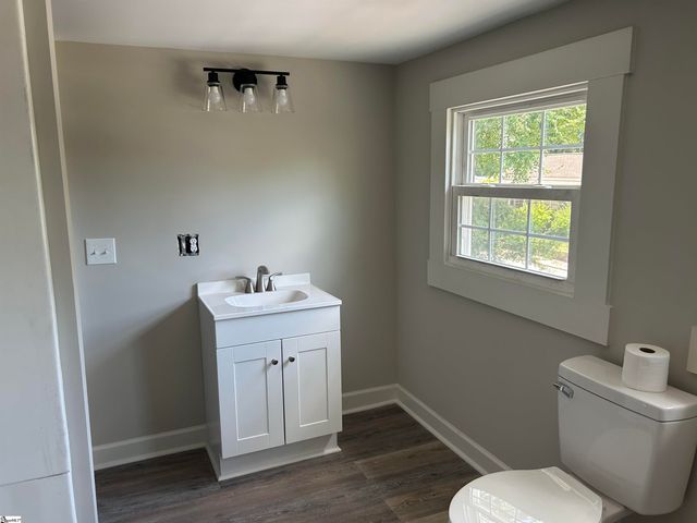 106 Washington Street, Clinton, SC 29325