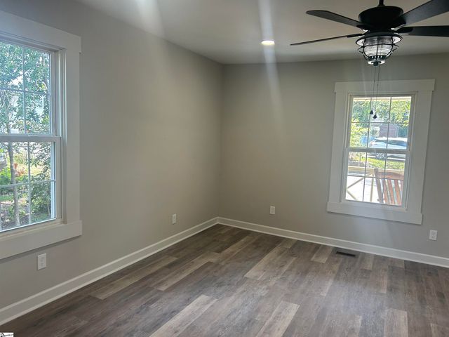 106 Washington Street, Clinton, SC 29325