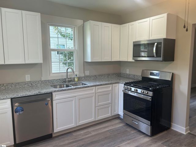 106 Washington Street, Clinton, SC 29325