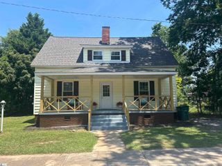 106 Washington Street, Clinton, SC 29325
