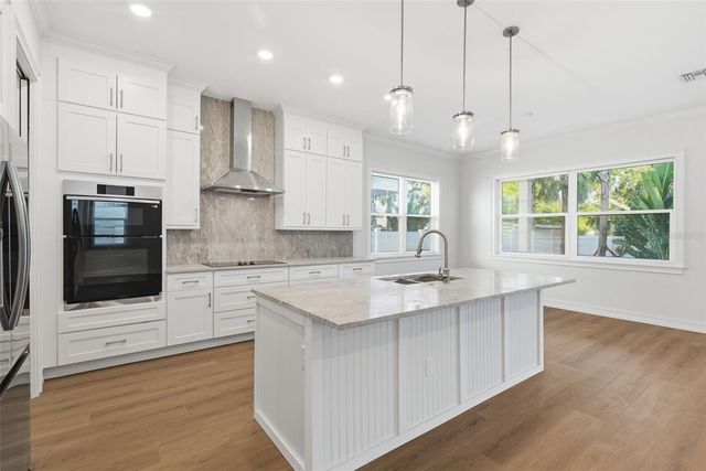 3809 71ST STREET N, St Petersburg, FL 33709