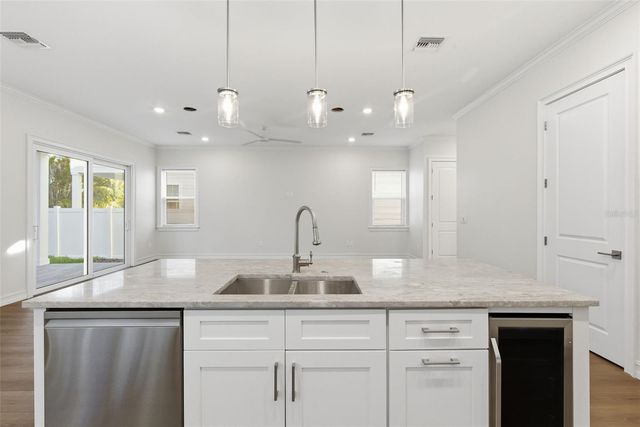 3809 71ST STREET N, St Petersburg, FL 33709