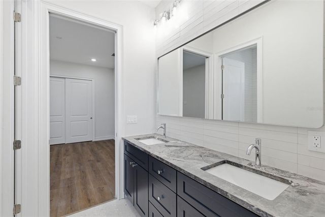 3809 71ST STREET N, St Petersburg, FL 33709