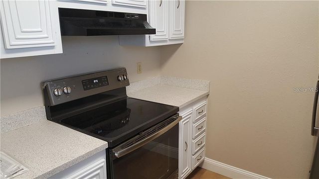 2103 CORDOVA GRN 2103, Seminole, FL 33777