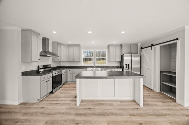 1620 Anna Maria Ln, Cookeville, TN 38501