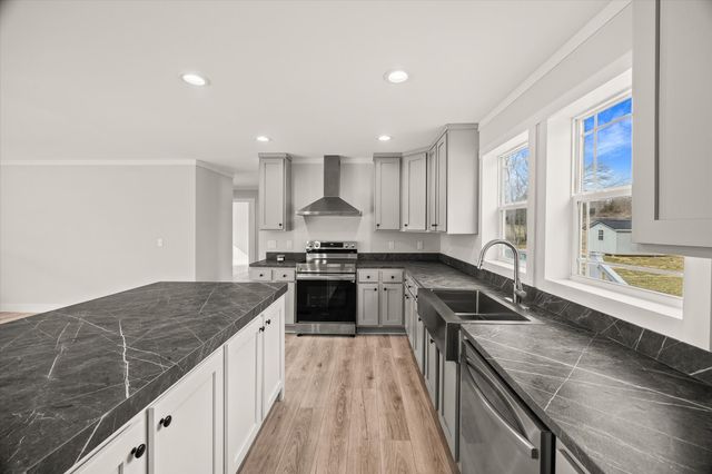 1620 Anna Maria Ln, Cookeville, TN 38501