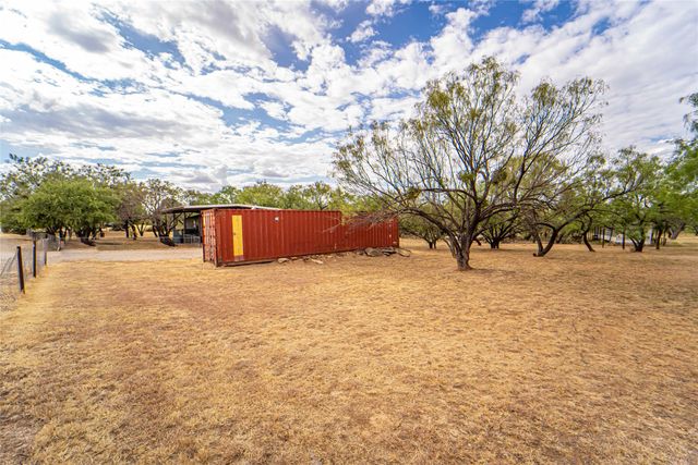 792 County Road 310, Breckenridge, TX 76424