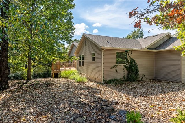 1 Portland Circle, Bella Vista, AR 72714