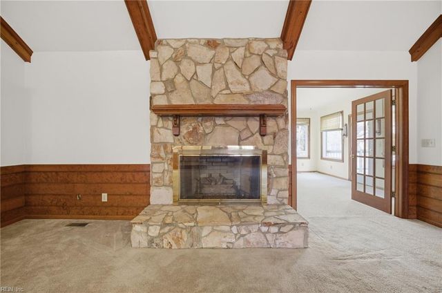 1233 Worthington LN, Virginia Beach, VA 23464