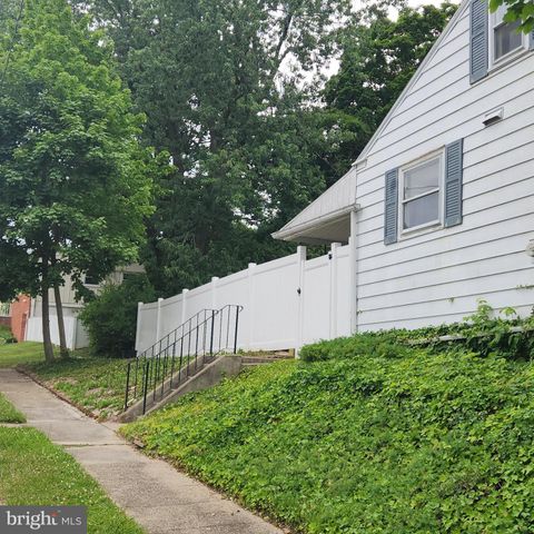 3231 EARL ST, Reading, PA 19605