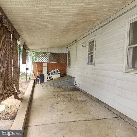 3231 EARL ST, Reading, PA 19605