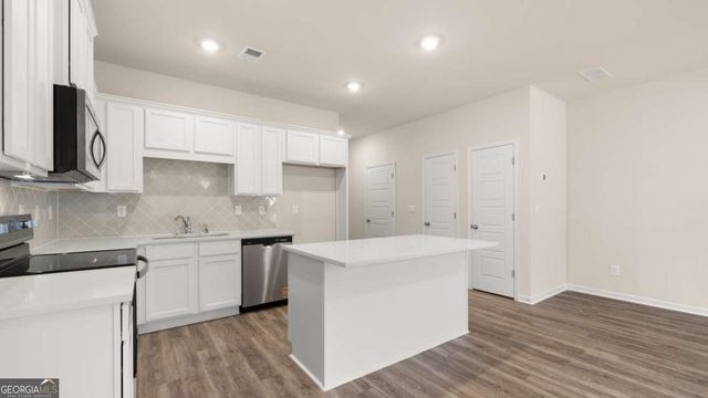 2054 Crossing Road, Stone Mountain, GA 30088