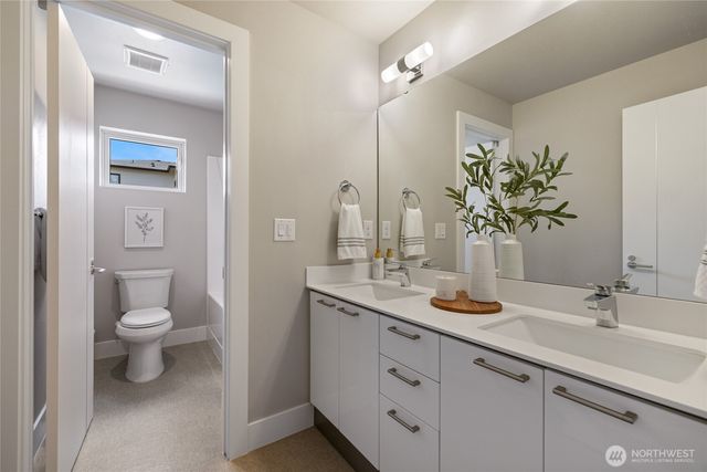 24903 123rd Place SE, Kent, WA 98030