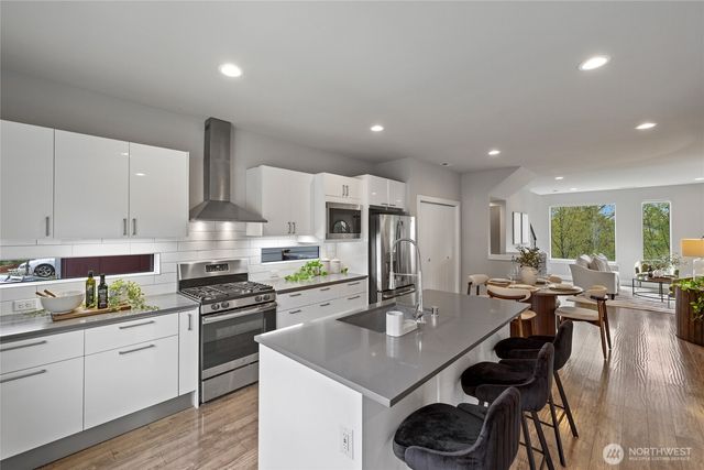 24903 123rd Place SE, Kent, WA 98030