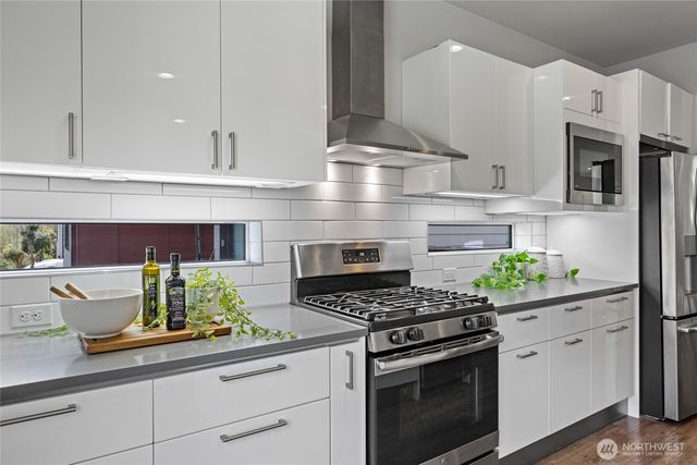 24903 123rd Place SE, Kent, WA 98030