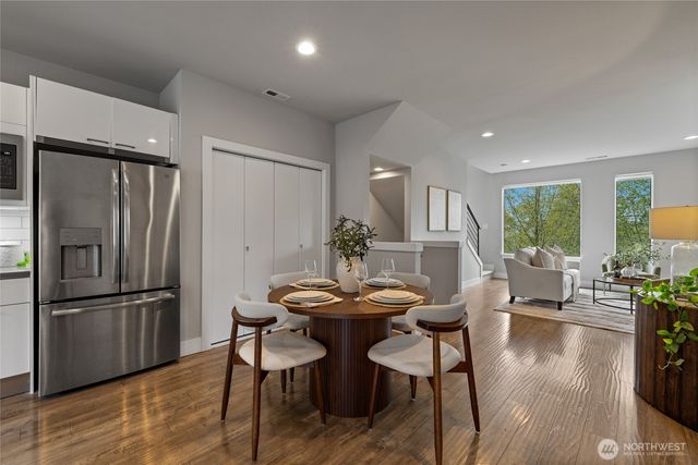 24903 123rd Place SE, Kent, WA 98030