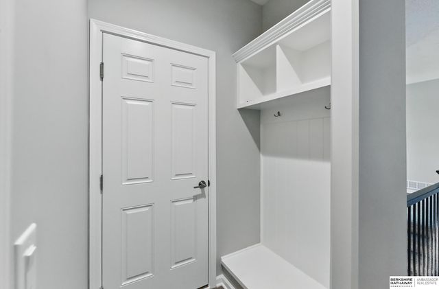 10280 S 209th Street, Gretna, NE 68028