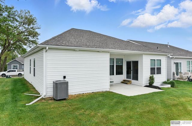 10280 S 209th Street, Gretna, NE 68028