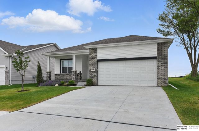 10280 S 209th Street, Gretna, NE 68028