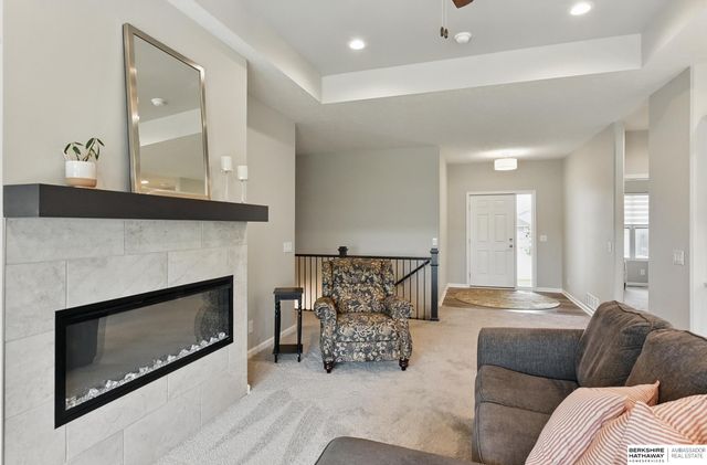 10280 S 209th Street, Gretna, NE 68028