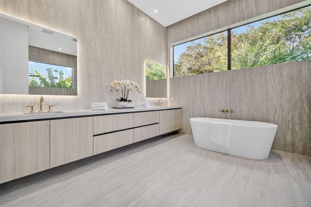 11395 SW 88th Ave, Miami, FL 33176