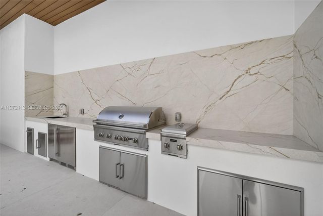 11395 SW 88th Ave, Miami, FL 33176