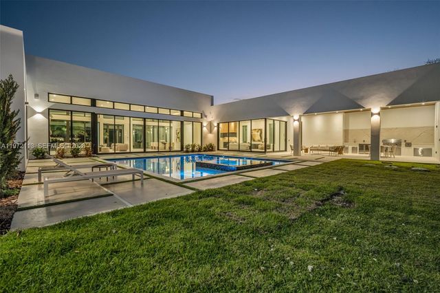 11395 SW 88th Ave, Miami, FL 33176