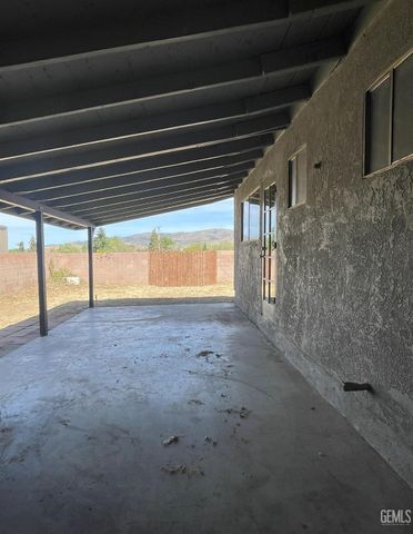 217 Bartlett Street, Tehachapi, CA 93561