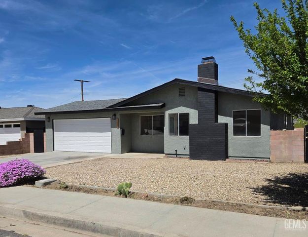 217 Bartlett Street, Tehachapi, CA 93561
