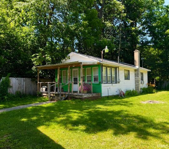 22834 Firwood Lane, Elkhart, IN 46514