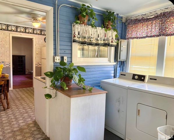 22834 Firwood Lane, Elkhart, IN 46514
