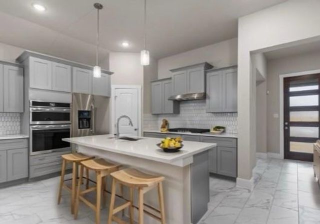 3202 Emerald Hills Dr, Angleton, TX 77515