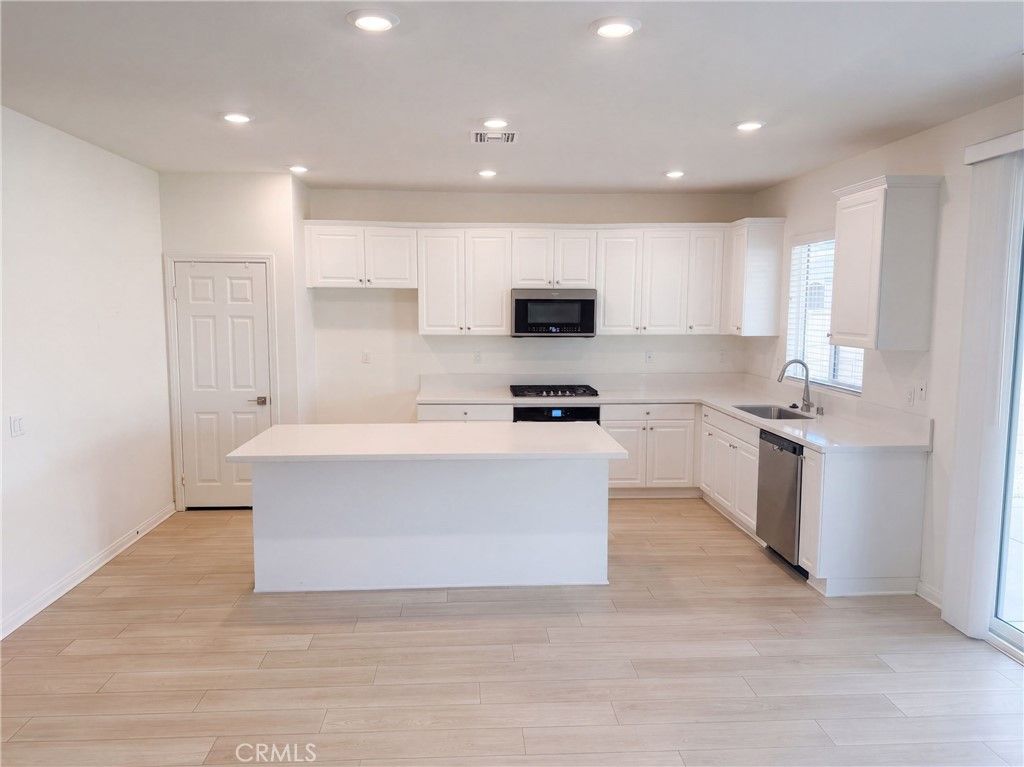 27744 Bay, Moreno Valley, CA 92555 — photo 5